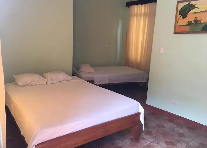Cabinas Brisas Del Golfo Inn