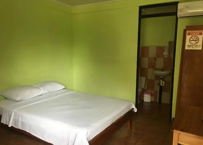 Inn Cabinas Brisas Del Golfo Colorado (Guanacaste)